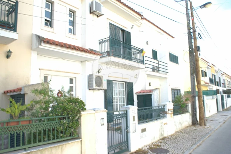 Moradia T3 para Venda em Montijo e Afonsoeiro Foto 1