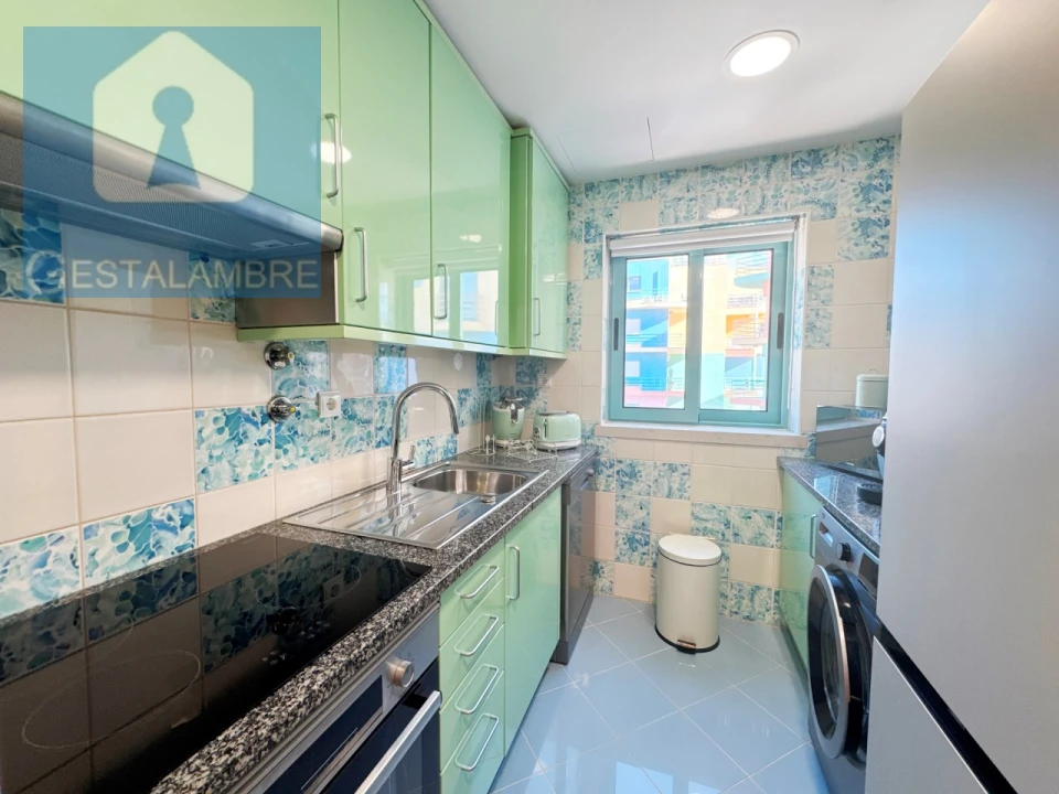 Apartamento T2 para Venda em Albufeira e Olhos de Água Foto 11