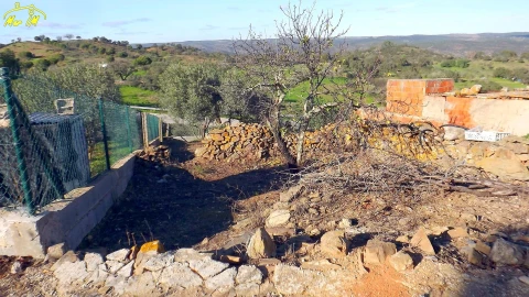 Moradia T2 para Venda em Alcoutim e Pereiro