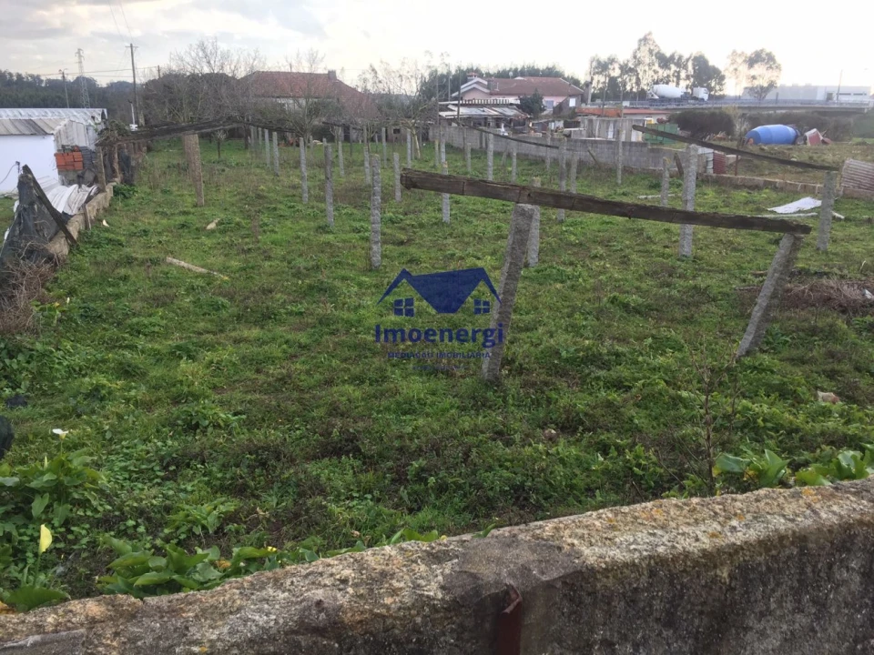 Moradia T6 para Venda em Arvore Foto 12