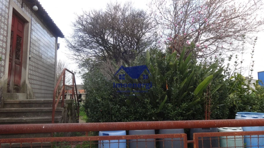 Moradia T6 para Venda em Arvore Foto 4