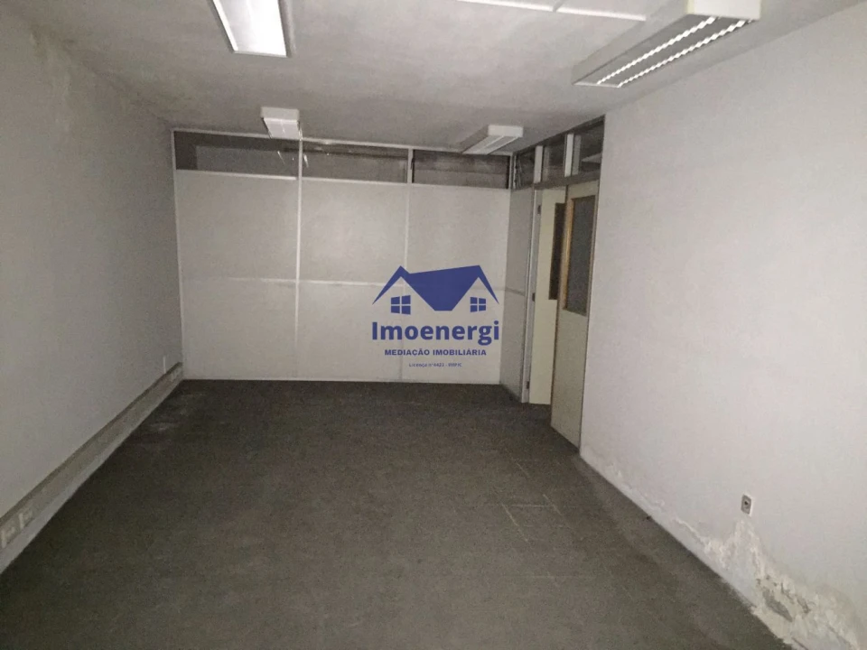 Negócio para Arrendamento em Cedofeita, Santo Ildefonso, Sé, Miragaia, São Nicolau e Vitória Foto 17