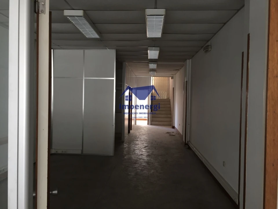 Negócio para Arrendamento em Cedofeita, Santo Ildefonso, Sé, Miragaia, São Nicolau e Vitória Foto 20