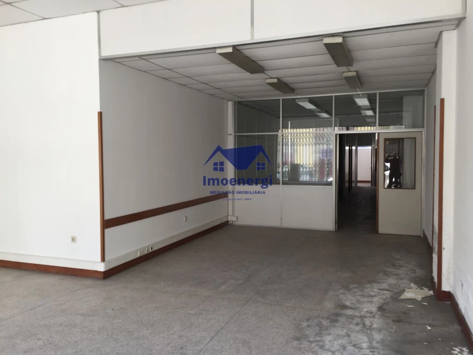 Negócio para Arrendamento em Cedofeita, Santo Ildefonso, Sé, Miragaia, São Nicolau e Vitória Foto 21