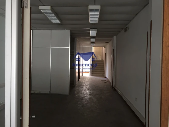 Negócio para Arrendamento em Cedofeita, Santo Ildefonso, Sé, Miragaia, São Nicolau e Vitória Foto 20