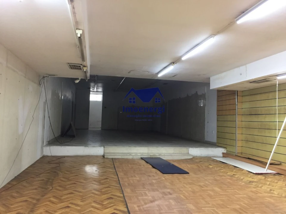 Negócio para Arrendamento em Cedofeita, Santo Ildefonso, Sé, Miragaia, São Nicolau e Vitória Foto 8