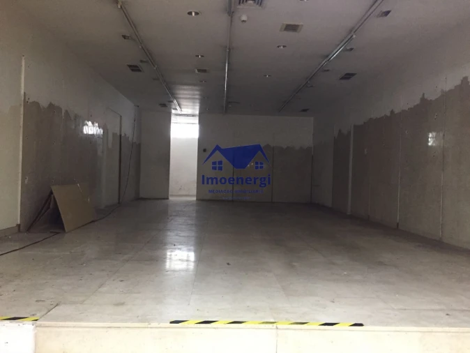 Negócio para Arrendamento em Cedofeita, Santo Ildefonso, Sé, Miragaia, São Nicolau e Vitória Foto 10