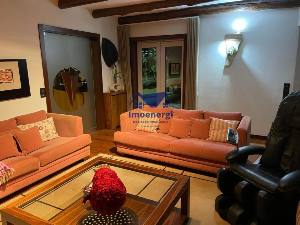 Moradia T5 para Venda em Vilar e Mosteiró Foto 18