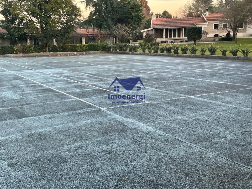 Moradia T5 para Venda em Vilar e Mosteiró Foto 4