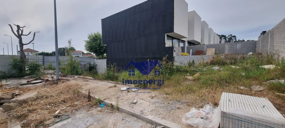 Terreno para Venda em Touguinha e Touguinhó Foto 2