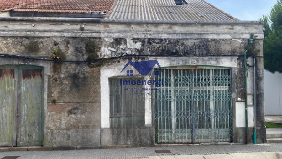 Armazém para Venda em Póvoa de Varzim, Beiriz e Argivai