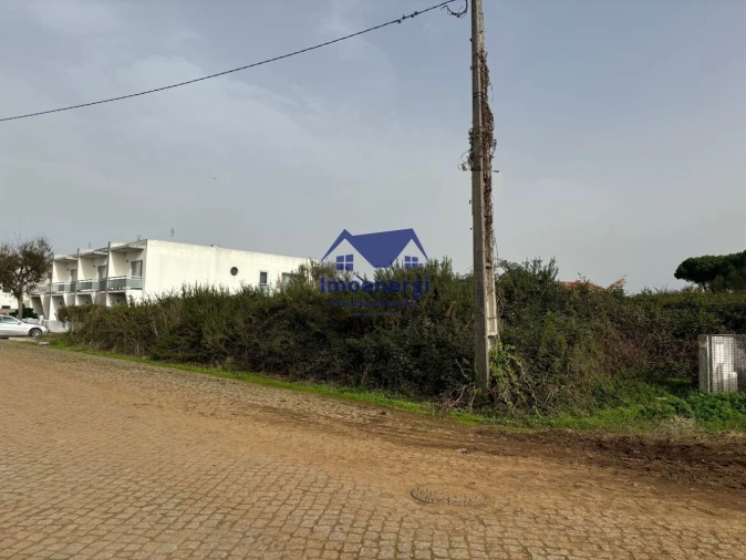 Terreno para Venda em Retorta e Tougues Foto 2