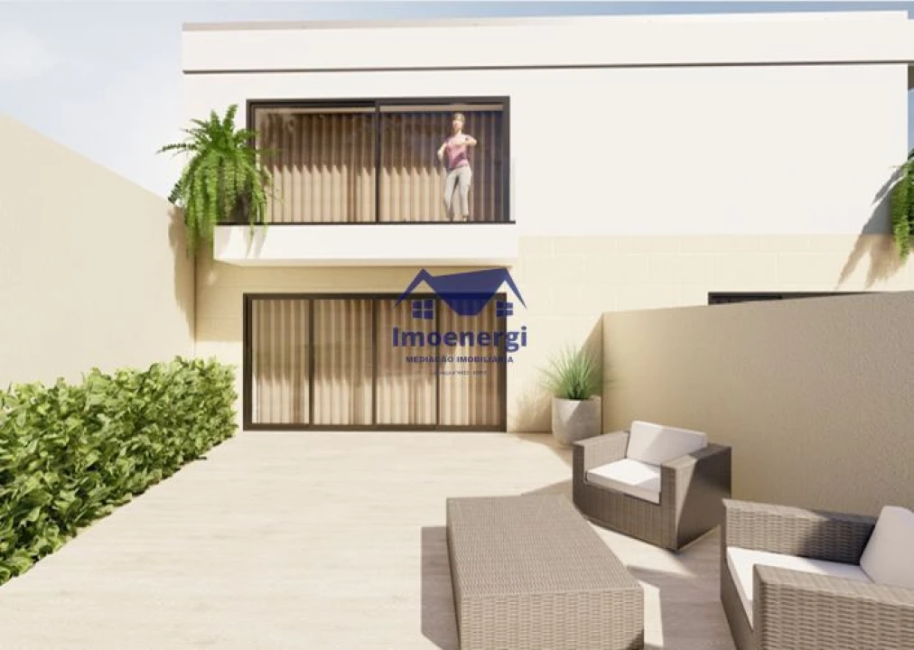 Moradia T3 para Venda em Arvore Foto 18