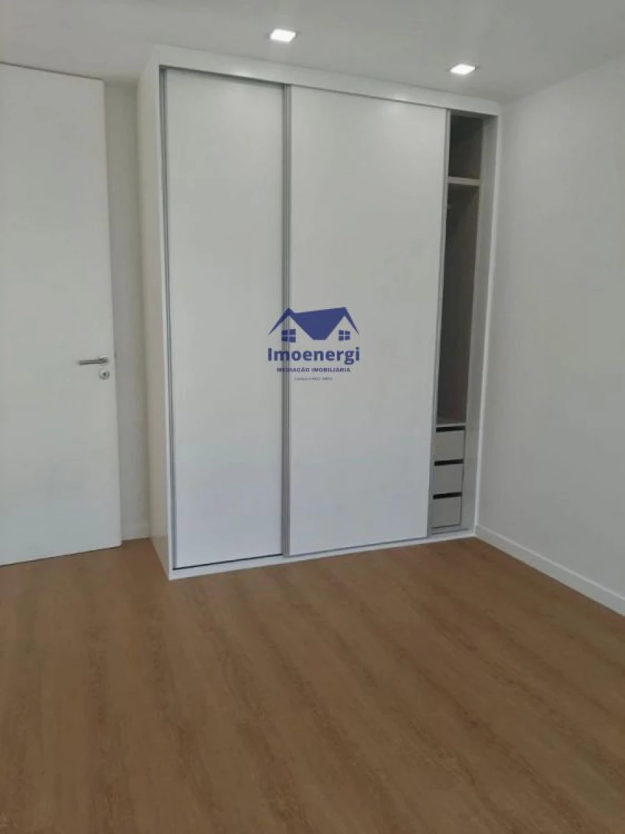Moradia T3 para Venda em Póvoa de Varzim, Beiriz e Argivai Foto 3