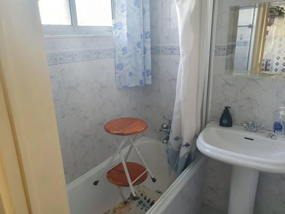 Apartamento T2 para Venda em Alvalade Foto 7