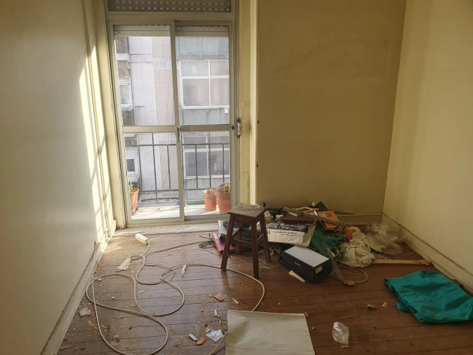 Apartamento T2 para Venda em Alvalade Foto 3