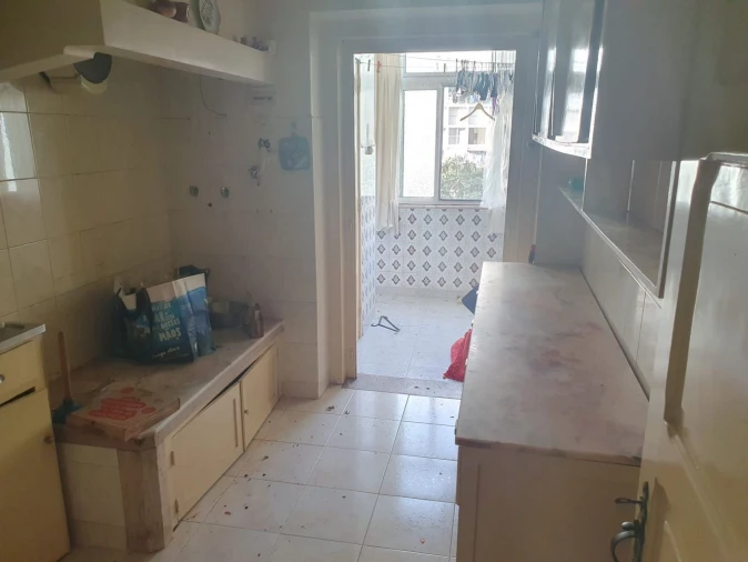 Apartamento T2 para Venda em Alvalade Foto 5