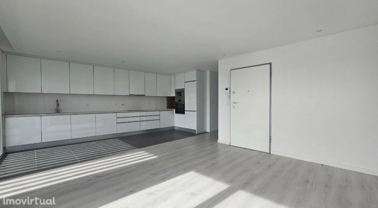 Apartamento T3 para Venda em Corroios Foto 1