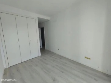 Apartamento T3 para Venda em Corroios