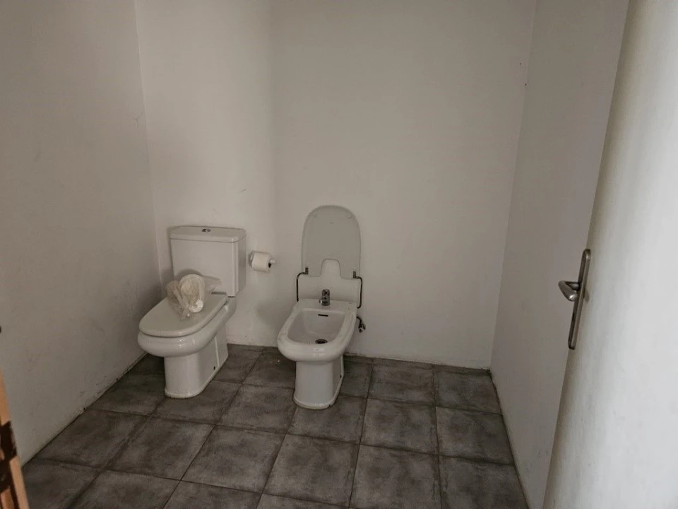 Negócio para Venda em Sarilhos Grandes Foto 19