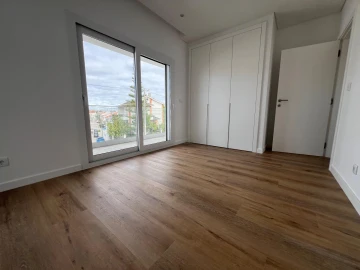 Moradia T4 para Venda em Corroios