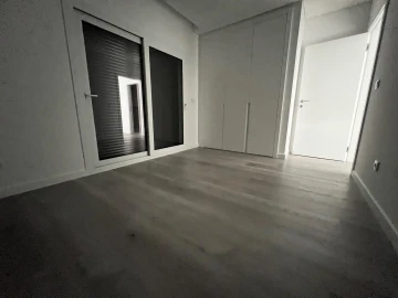 Moradia T4 para Venda em Corroios