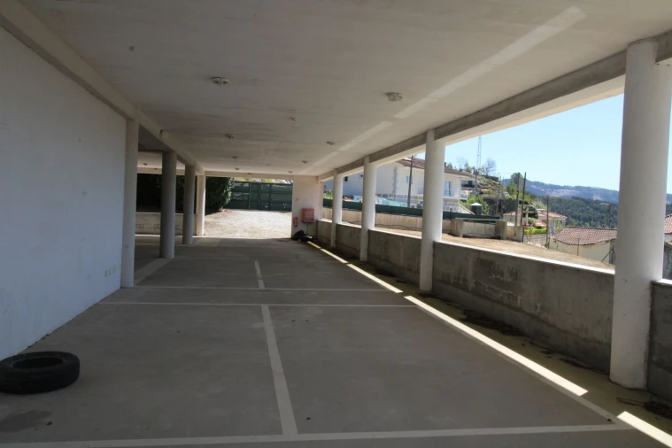 Moradia para Venda em Abragão Foto 15