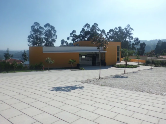 Moradia para Venda em Abragão Foto 7