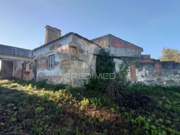Moradia T5 para Venda em Achete, Azoia de Baixo e Póvoa de Santarém