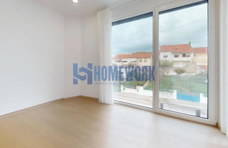 Moradia T3 para Venda em Barreiro e Lavradio Foto 8