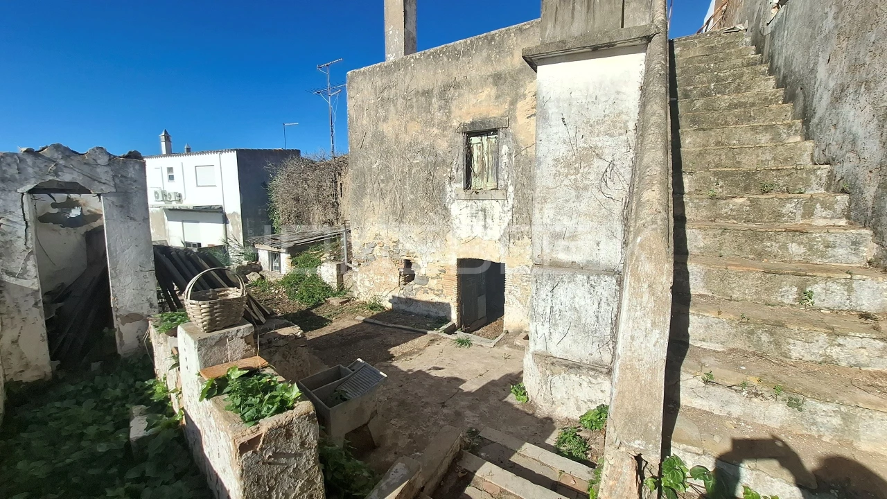 Moradia T10 para Venda em Faro (Sé e São Pedro) Foto 3