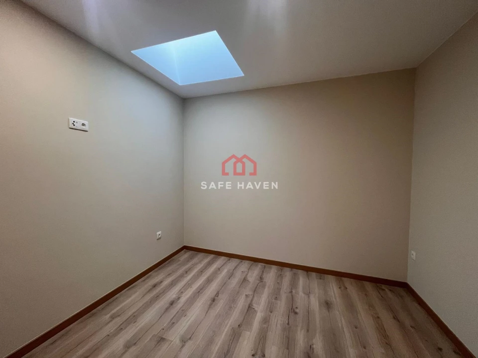 Apartamento T2 para Venda em Cavernães Foto 6