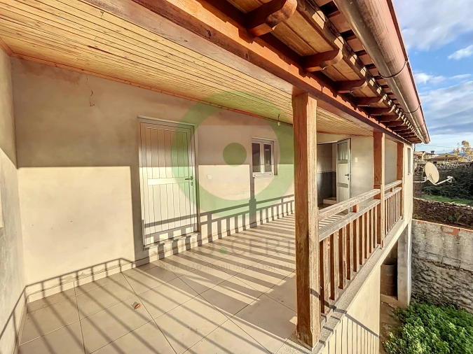 Moradia T2 para Venda em Alvites Foto 8