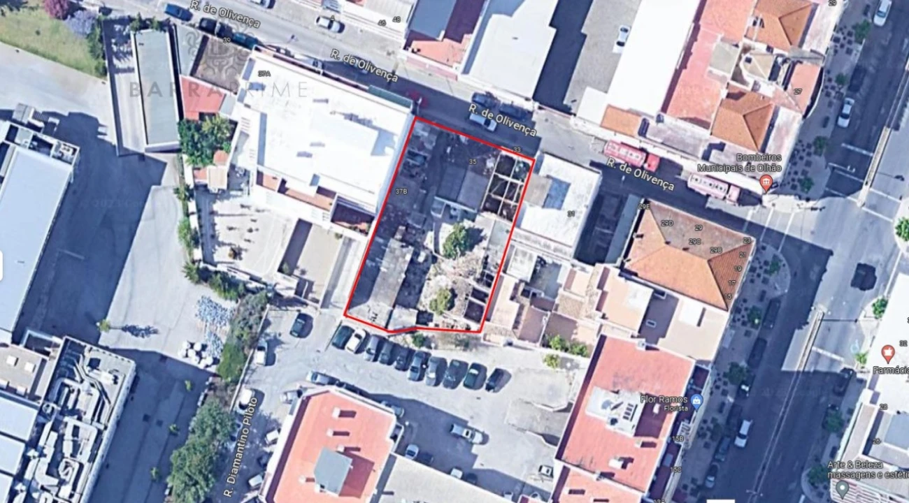 Prédio para Venda em Olhão Foto 2