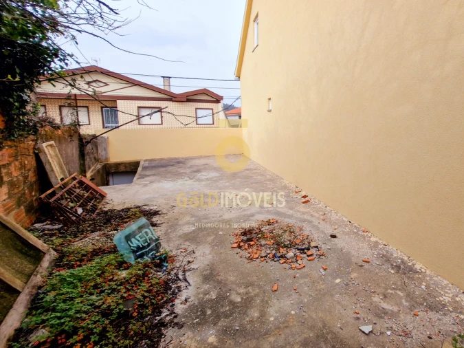 Moradia T3 para Venda em Vila de Cucujães Foto 4