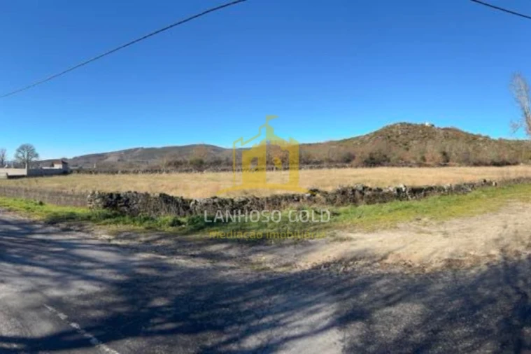 Terreno para Venda em Sarraquinhos Foto 4