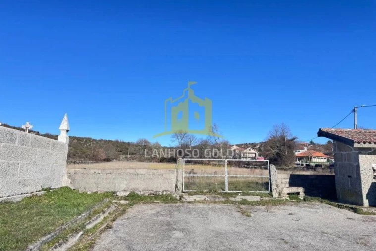 Terreno para Venda em Sarraquinhos Foto 8