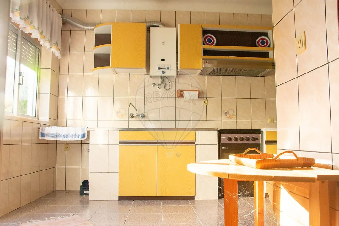 Moradia T2 para Venda em Freixo de Numão Foto 11