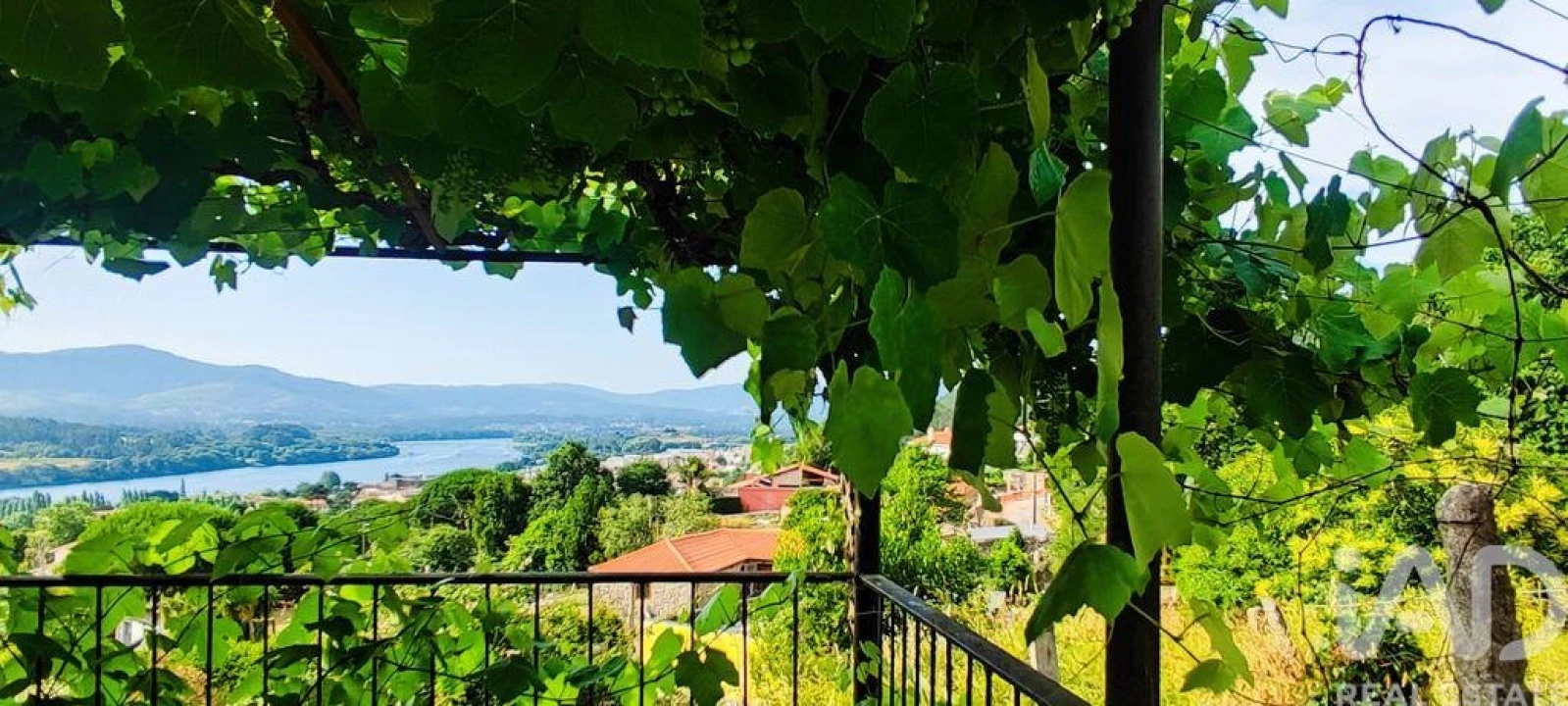 Moradia T3 para Venda em Loivo Foto 1