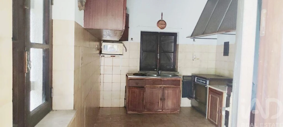 Moradia T3 para Venda em Loivo Foto 11