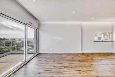 Apartamento T3 para Venda em Albufeira e Olhos de Água