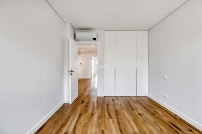Apartamento T3 para Venda em Albufeira e Olhos de Água