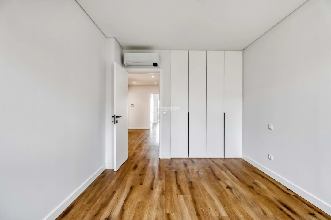 Apartamento T3 para Venda em Albufeira e Olhos de Água Foto 19