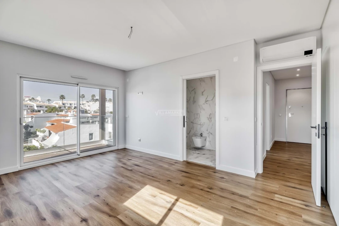 Apartamento T3 para Venda em Albufeira e Olhos de Água Foto 11
