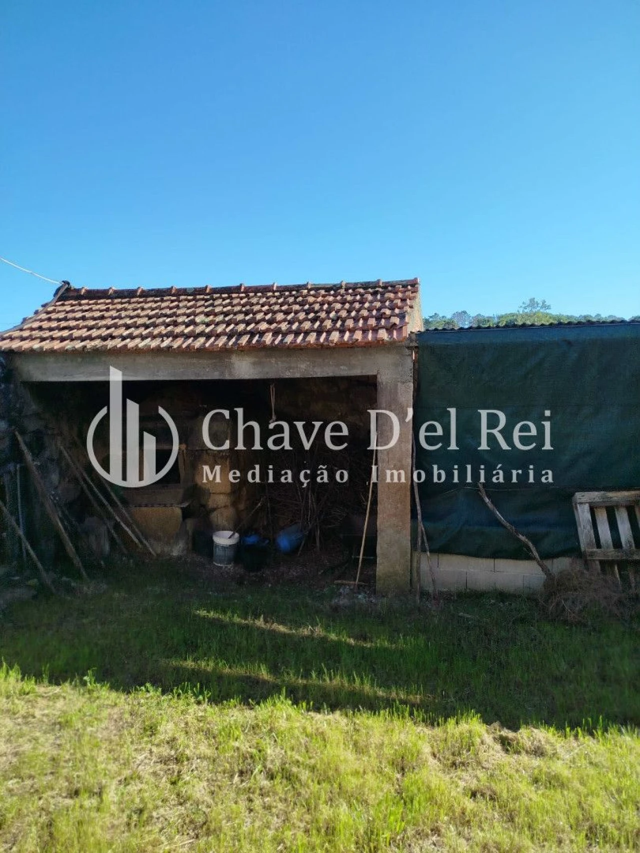 Quinta T3 para Venda em Espinho Foto 9