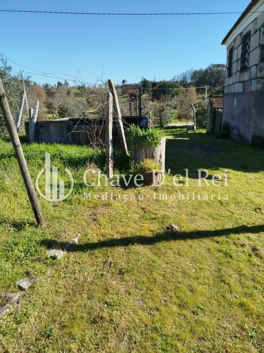 Quinta T3 para Venda em Espinho Foto 8