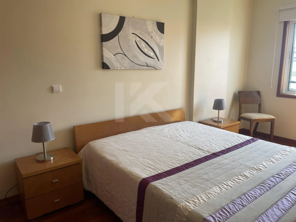 Apartamento T2 para Arrendamento em São Martinho Foto 4