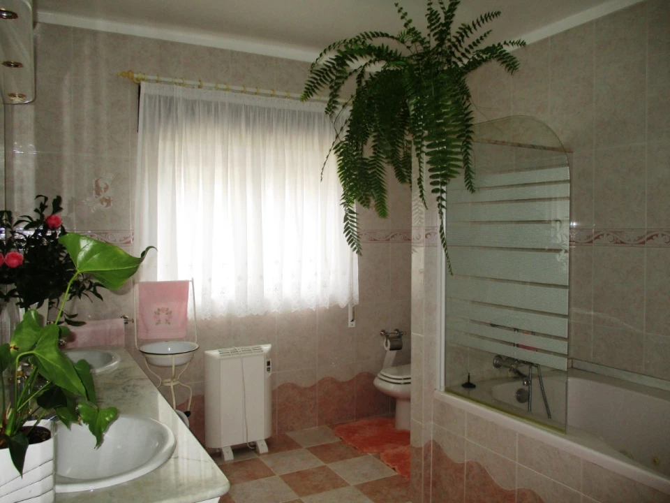 Moradia T4 para Venda em Marvila, Ribeira Santarém, São Salvador, São Nicolau Foto 26