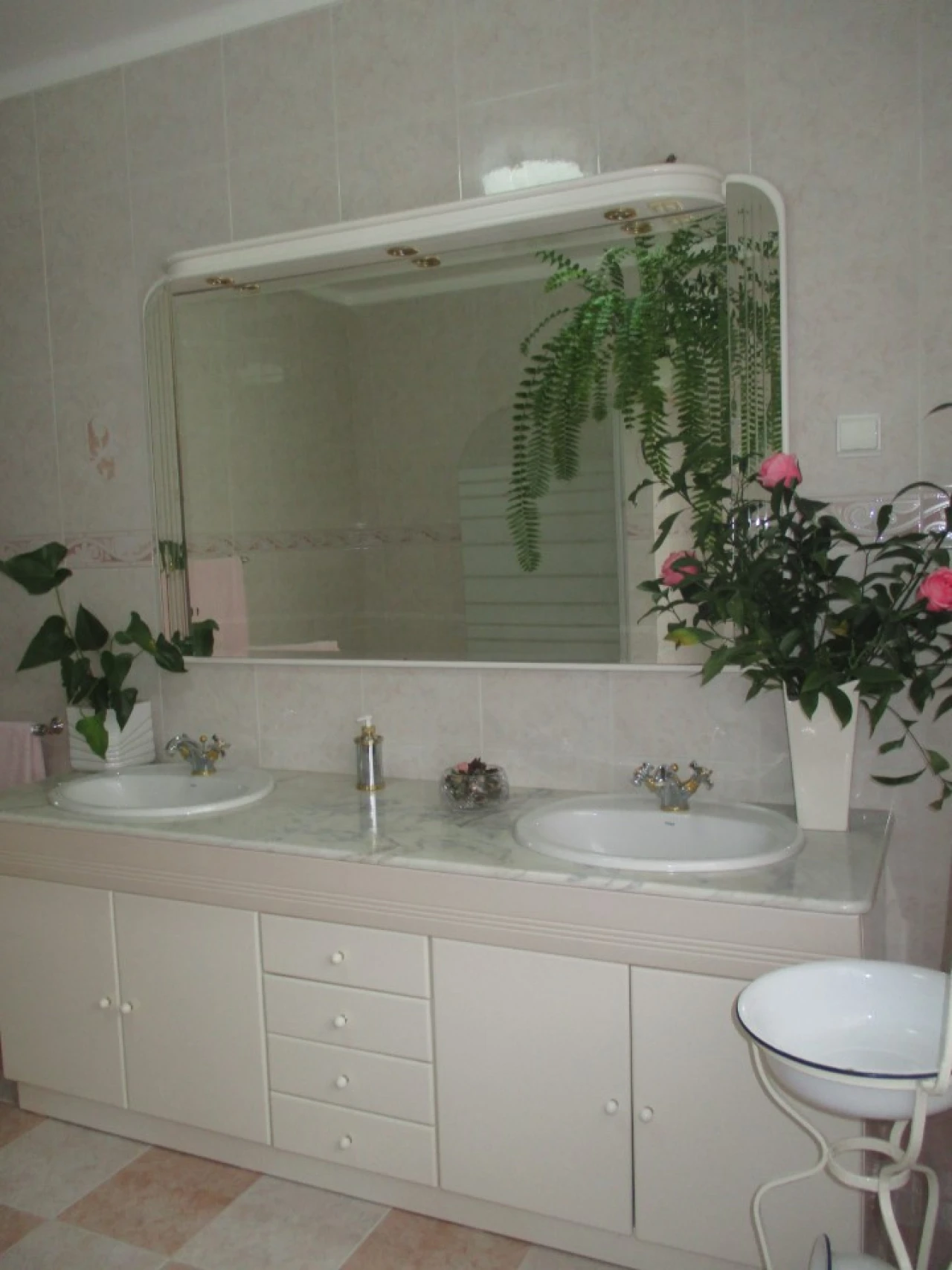 Moradia T4 para Venda em Marvila, Ribeira Santarém, São Salvador, São Nicolau Foto 24