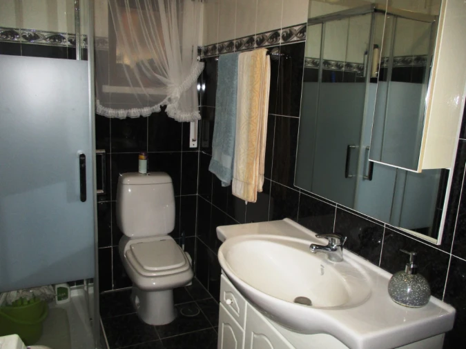 Moradia T4 para Venda em Marvila, Ribeira Santarém, São Salvador, São Nicolau Foto 12